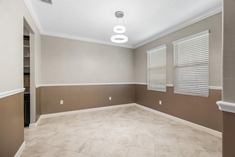 House in BELMONT in Ruskin, Florida 5 bedrooms, 356.19 sq.m. № 2279890 - photo 4