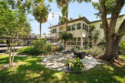 Condo in Saint Petersburg, Florida, 2 bedrooms  № 1906832 - photo 4
