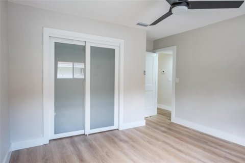 Villa ou maison à louer à Clearwater, Floride: 2 chambres, 88.26 m2 № 2427490 - photo 25