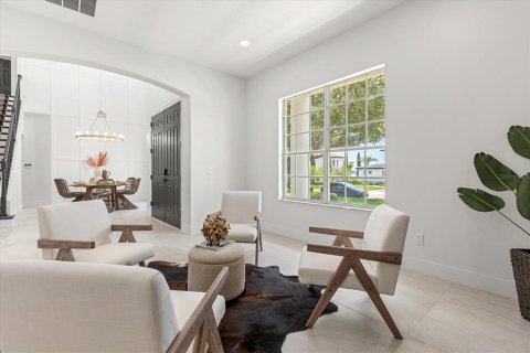 House in Oakland, Florida 5 bedrooms, 346.34 sq.m. № 1826954 - photo 8