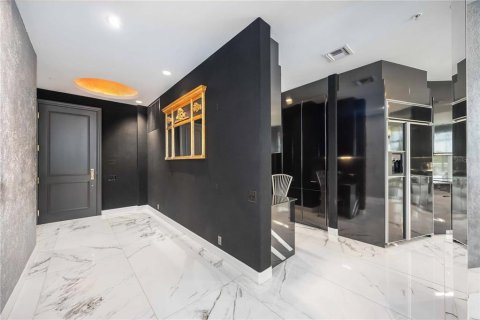 Copropriété à vendre à Sarasota, Floride: 2 chambres, 214.88 m2 № 1564223 - photo 7
