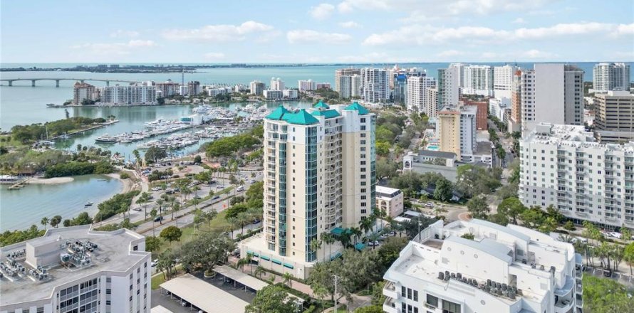 Condominio en Sarasota, Florida, 2 dormitorios № 1564223
