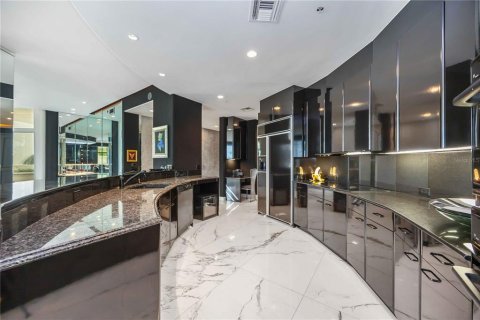 Copropriété à vendre à Sarasota, Floride: 2 chambres, 214.88 m2 № 1564223 - photo 17