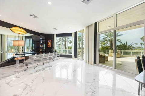 Copropriété à vendre à Sarasota, Floride: 2 chambres, 214.88 m2 № 1564223 - photo 12