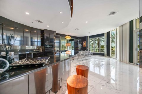 Copropriété à vendre à Sarasota, Floride: 2 chambres, 214.88 m2 № 1564223 - photo 9