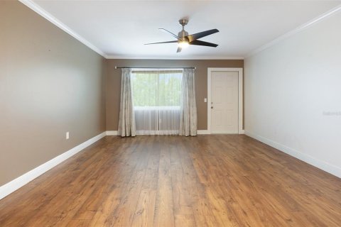 Condo in Saint Petersburg, Florida, 2 bedrooms  № 1740579 - photo 3