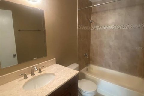 Copropriété à louer à Tampa, Floride: 2 chambres, 98.48 m2 № 1869369 - photo 8