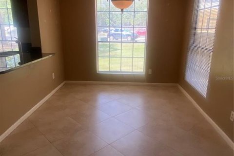 Condominio en alquiler en Tampa, Florida, 2 dormitorios, 98.48 m2 № 1869369 - foto 5