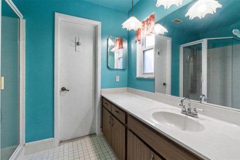 House in Saint Petersburg, Florida 3 bedrooms, 207.54 sq.m. № 1837667 - photo 20
