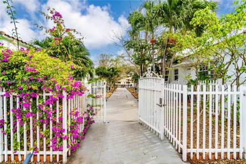 Condo à Miami Beach, Floride, 2 chambres  № 1967693