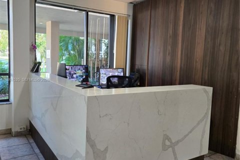 Condominio en venta en Miami, Florida, 2 dormitorios, 128.21 m2 № 2243357 - foto 15