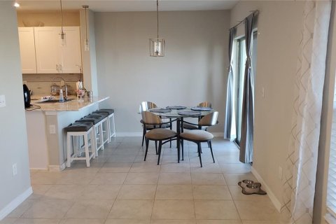 Villa ou maison à vendre à Tampa, Floride: 3 chambres, 145.67 m2 № 1533770 - photo 12
