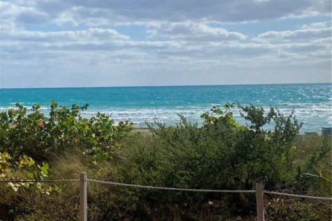 Condominio en venta en Miami Beach, Florida, 1 dormitorio, 61.5 m2 № 1710882 - foto 19