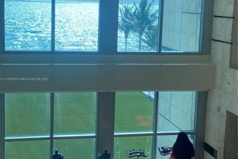Condominio en venta en Miami Beach, Florida, 1 dormitorio, 61.5 m2 № 1710882 - foto 15