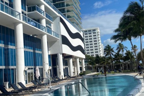 Condominio en venta en Miami Beach, Florida, 1 dormitorio, 61.5 m2 № 1710882 - foto 18