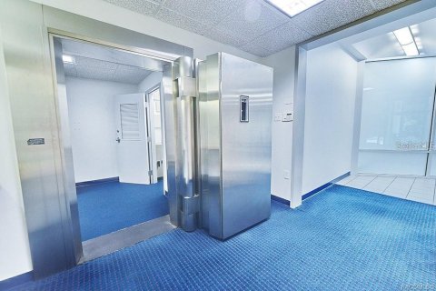Immobilier commercial à louer à Citrus Springs, Floride: 304.72 m2 № 2433589 - photo 10