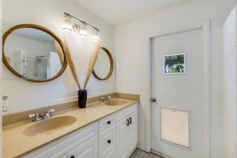 Купить виллу или дом в Нейплс, Флорида 3 спальни, № 1897786 - фото 16