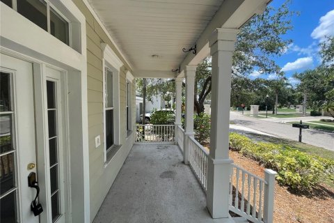 House in Apollo Beach, Florida 5 bedrooms, 311.32 sq.m. № 1791979 - photo 2