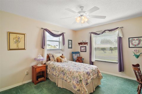 House in The Villages, Florida 2 bedrooms, 106.65 sq.m. № 1881230 - photo 15