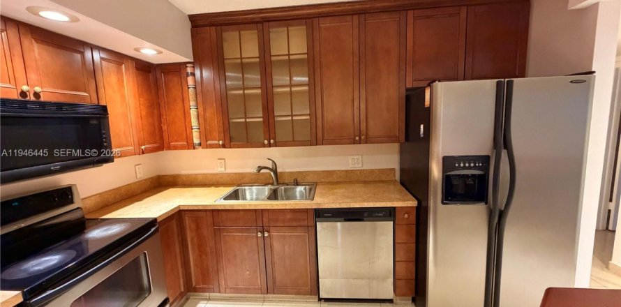 Condo à Hollywood, Floride, 2 chambres  № 2002772