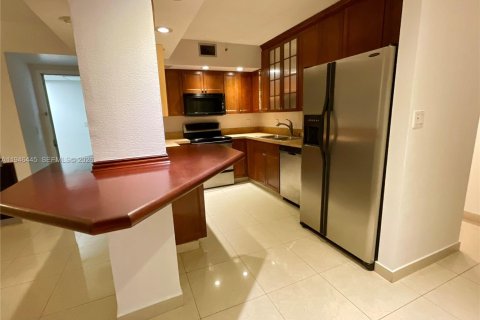 Copropriété à louer à Hollywood, Floride: 2 chambres, 102.19 m2 № 2002772 - photo 13