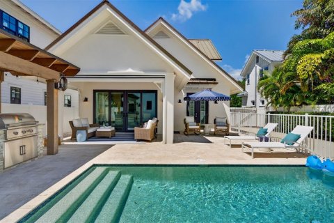 Casa en venta en Sarasota, Florida, 4 dormitorios, 259.94 m2 № 2383702 - foto 21