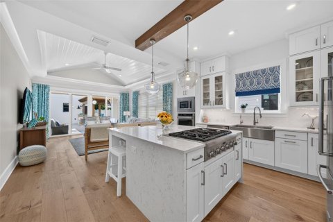 Casa en venta en Sarasota, Florida, 4 dormitorios, 259.94 m2 № 2383702 - foto 8