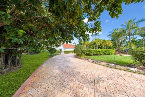 Villa ou maison à vendre à Miami, Floride: 5 chambres, 337.51 m2 № 1929057 - photo 3