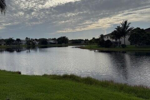 Casa en venta en Pembroke Pines, Florida, 3 dormitorios, 164.44 m2 № 2175465 - foto 9