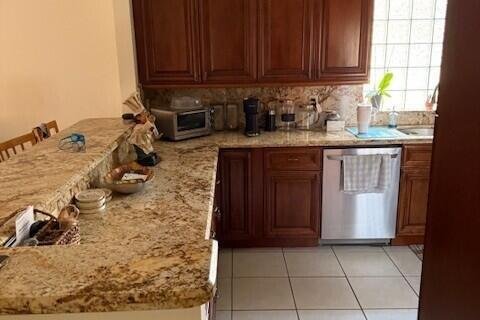 Casa en venta en Pembroke Pines, Florida, 3 dormitorios, 164.44 m2 № 2175465 - foto 7