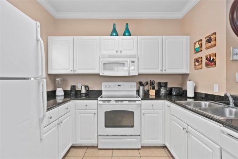 Townhouse in Kissimmee, Florida 4 bedrooms, 157.38 sq.m. № 1725597 - photo 5