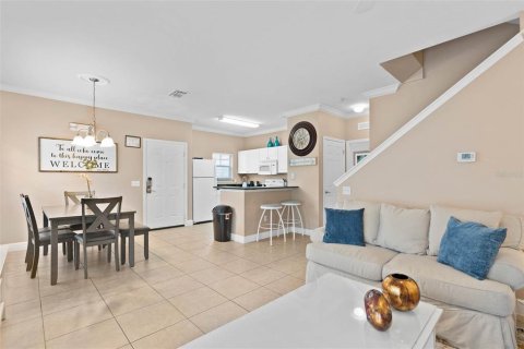 Townhouse in Kissimmee, Florida 4 bedrooms, 157.38 sq.m. № 1725597 - photo 23