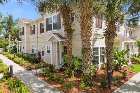 Townhouse in Kissimmee, Florida 4 bedrooms, 157.38 sq.m. № 1725597 - photo 1