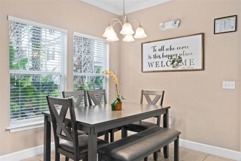 Townhouse in Kissimmee, Florida 4 bedrooms, 157.38 sq.m. № 1725597 - photo 4
