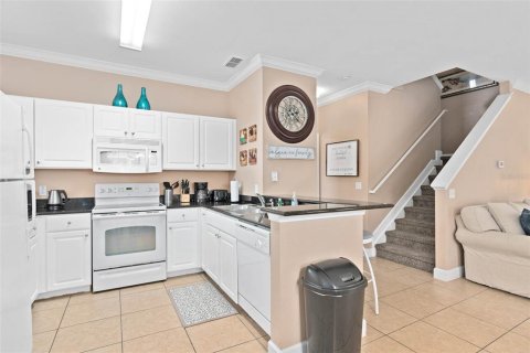 Townhouse in Kissimmee, Florida 4 bedrooms, 157.38 sq.m. № 1725597 - photo 27