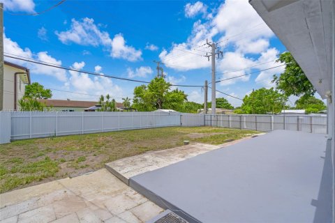 Villa ou maison à vendre à Miami, Floride: 3 chambres, 123.37 m2 № 1814759 - photo 26