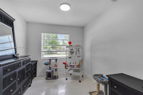 Villa ou maison à vendre à Miami, Floride: 3 chambres, 123.37 m2 № 1814759 - photo 17