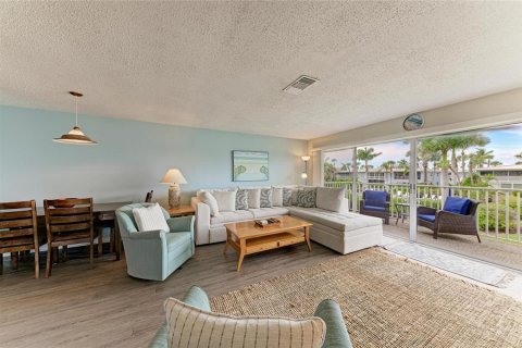 Купить кондоминиум в Холмс-Бич, Флорида 4 комнаты, 82.5м2, № 1914322 - фото 10