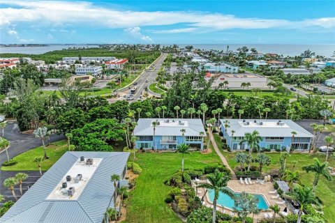 Купить кондоминиум в Холмс-Бич, Флорида 4 комнаты, 82.5м2, № 1914322 - фото 3