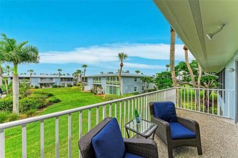 Купить кондоминиум в Холмс-Бич, Флорида 4 комнаты, 82.5м2, № 1914322 - фото 29