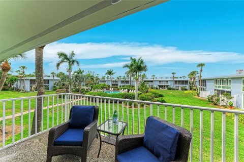 Купить кондоминиум в Холмс-Бич, Флорида 4 комнаты, 82.5м2, № 1914322 - фото 28