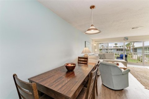 Купить кондоминиум в Холмс-Бич, Флорида 4 комнаты, 82.5м2, № 1914322 - фото 19