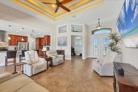 House in Port Charlotte, Florida 3 bedrooms, 179.49 sq.m. № 1819379 - photo 8