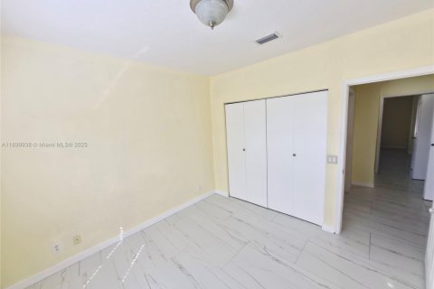 Adosado en alquiler en Pompano Beach, Florida, 3 dormitorios, 123.75 m2 № 1951940 - foto 12