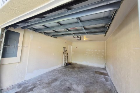 Adosado en alquiler en Pompano Beach, Florida, 3 dormitorios, 123.75 m2 № 1951940 - foto 4