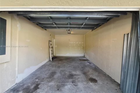 Adosado en alquiler en Pompano Beach, Florida, 3 dormitorios, 123.75 m2 № 1951940 - foto 3