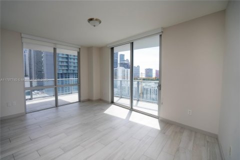 Condo in Miami, Florida, 3 bedrooms  № 1874613 - photo 5