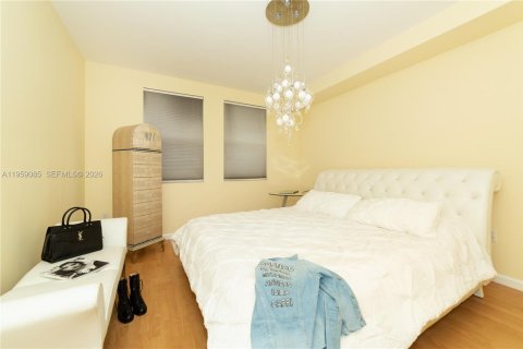 Copropriété à louer à Sunny Isles Beach, Floride: 2 chambres, 103.68 m2 № 2023575 - photo 29