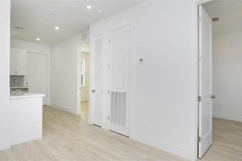 Casa en venta en Punta Gorda, Florida, 3 dormitorios, 93.18 m2 № 1780961 - foto 4