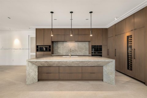Купить виллу или дом в Майами, Флорида 5 спален, 360.65м2, № 1972830 - фото 4